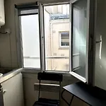 Independent Room Paris 6